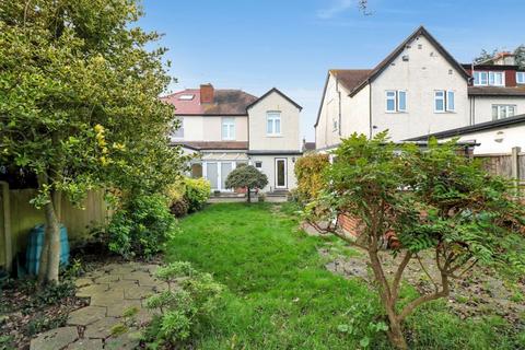 4 bedroom semi-detached house for sale, Fordbridge Road, Ashford