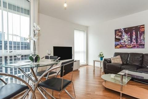 2 bedroom flat for sale, Life 3, 1 Boston Street, Hulme, Manchester. M15 5AY