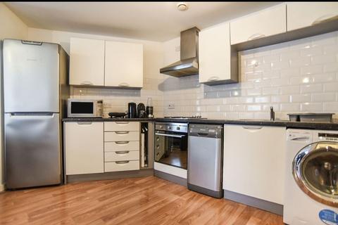 2 bedroom flat for sale, Life 3, 1 Boston Street, Hulme, Manchester. M15 5AY