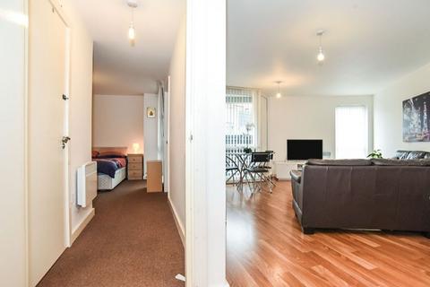 2 bedroom flat for sale, Life 3, 1 Boston Street, Hulme, Manchester. M15 5AY