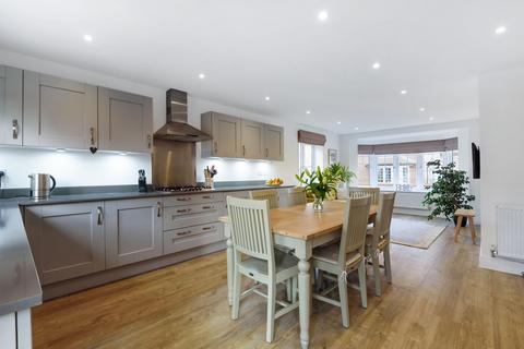 14 Platers Road, Haddenham, Aylesbury, HP17 8SU