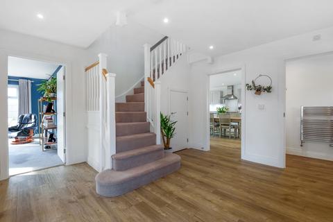 14 Platers Road, Haddenham, Aylesbury, HP17 8SU
