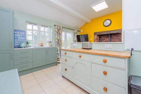 2 bedroom detached house for sale, Pant, Oswestry