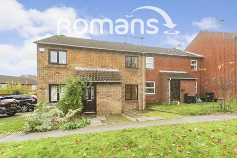 2 bedroom terraced house to rent, Chilcombe Way, Lower Earley