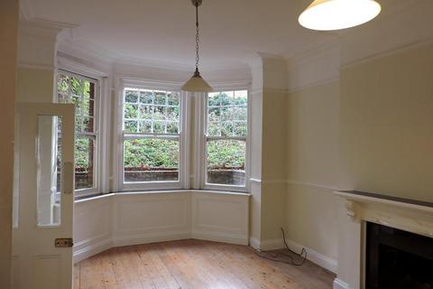 2 bedroom apartment to rent, The Drive, Hove