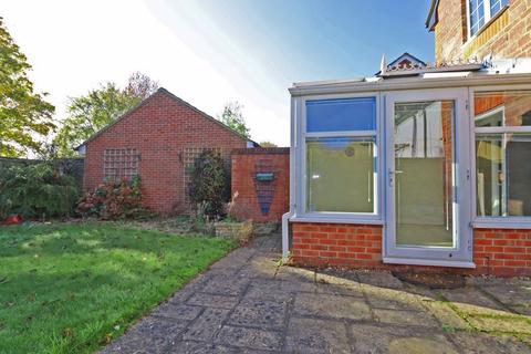 3 bedroom end of terrace house for sale, Cashford Gate, Taunton TA2