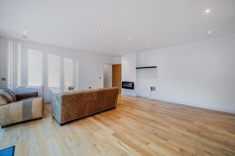 2 bedroom penthouse to rent, 15 Lansdowne Road, Croydon CR0