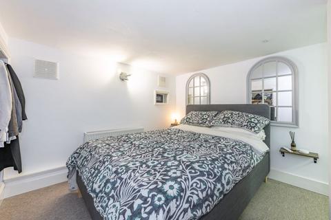 1 bedroom apartment for sale, Crowborough Hill, Crowborough