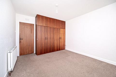 137 Bennochy Road, Kirkcaldy, KY2 5TS