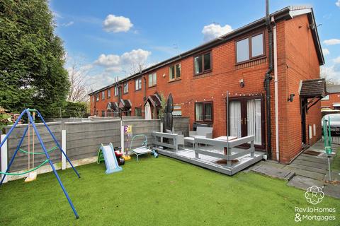 2 bedroom townhouse for sale, Green Bridge Close, Rochdale, OL11