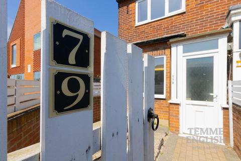 2 bedroom semi-detached house for sale, London Road, Colchester, CO3