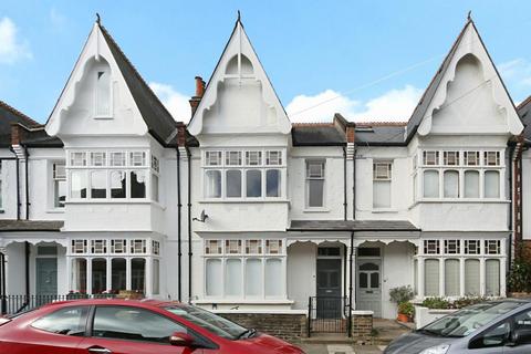 3 bedroom apartment to rent, Ennismore Avenue, London W4