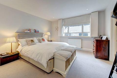 3 bedroom apartment to rent, Tachbrook Street, London SW1V