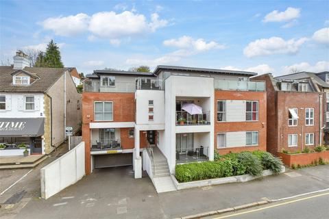 2 bedroom apartment for sale, Croydon Road, Caterham, Surrey