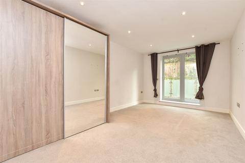 2 bedroom apartment for sale, Croydon Road, Caterham, Surrey