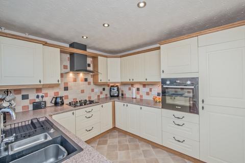 3 bedroom detached house for sale, Fieldhead Way, Heckmondwike, West Yorkshire, WF16