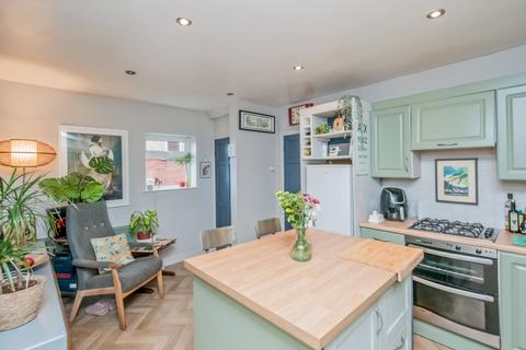 2 bedroom semi-detached house for sale, The Oval, Hightown, Liversedge, WF15