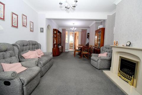 3 bedroom semi-detached house for sale, Mayfield Road, Putteridge, Luton, Bedfordshire, LU2 8AP