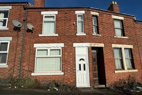 2 bedroom terraced house to rent, Edwin Street, Daybrook, Nottingham, NG5 6AZ