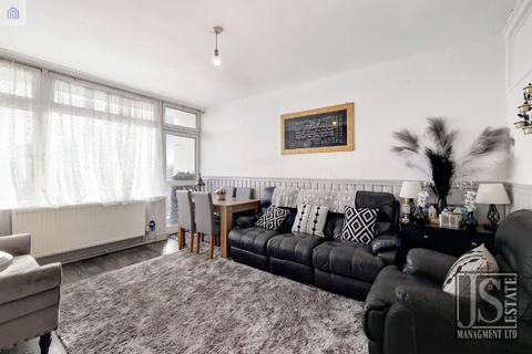 3 bedroom flat to rent, Christian street, London, E1 1QD