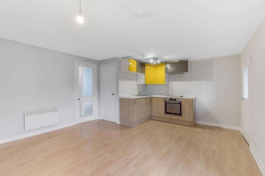 Living Room/Kitchen