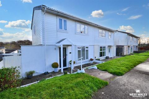 3 bedroom semi-detached house for sale, Milford Haven