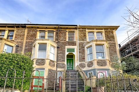 6 bedroom terraced house to rent, North Road, Bristol BS6