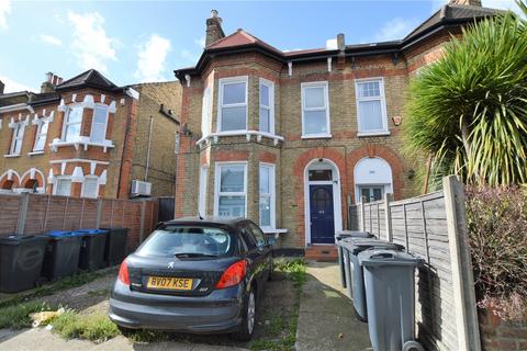 2 bedroom apartment to rent, Portland Road, London, SE25