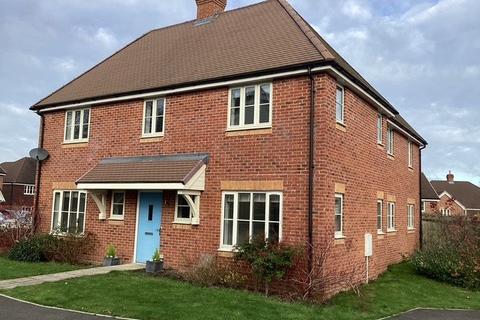 4 bedroom detached house to rent, Halden Field, Rolvenden, Cranbrook, Kent, TN17