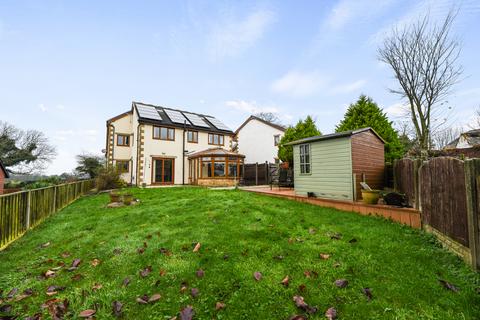 4 bedroom detached house for sale, Woodplumpton Road, Woodplumpton, Lancashire