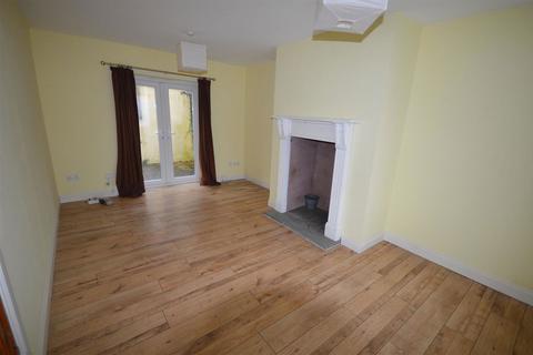 2 bedroom terraced house to rent, Newham Road, Truro