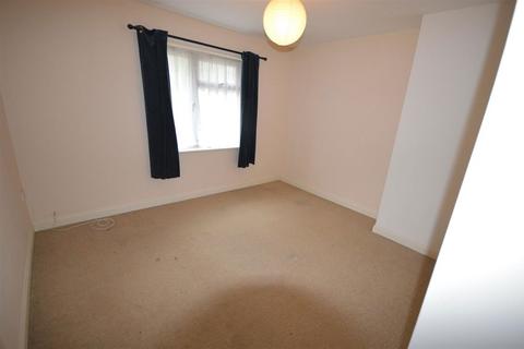 2 bedroom terraced house to rent, Newham Road, Truro