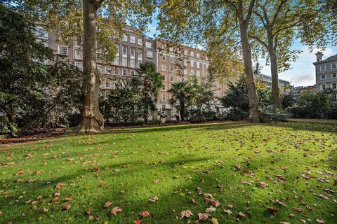 2 bedroom flat for sale, Lowndes Square, London