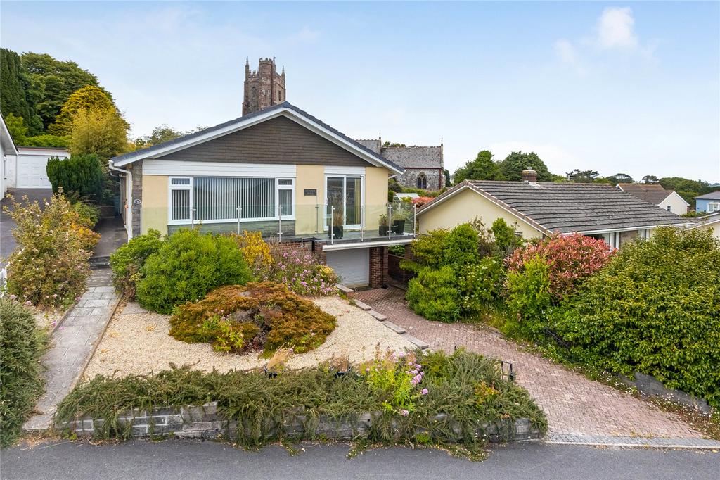 4 Churchfields