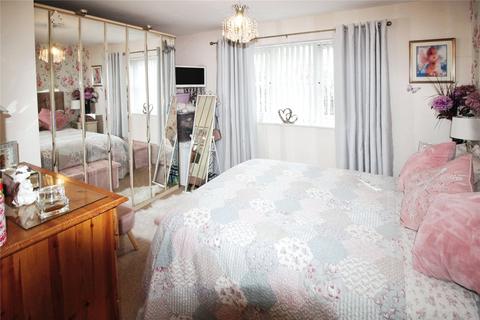 2 bedroom flat for sale, Design Close, Worcestershire B60