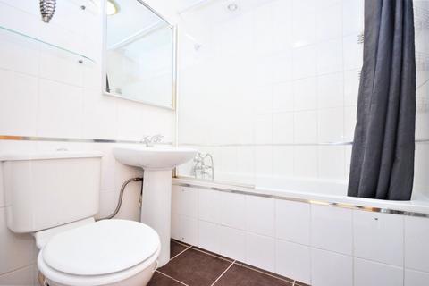 1 bedroom flat to rent, Makepeace Road, Northolt UB5