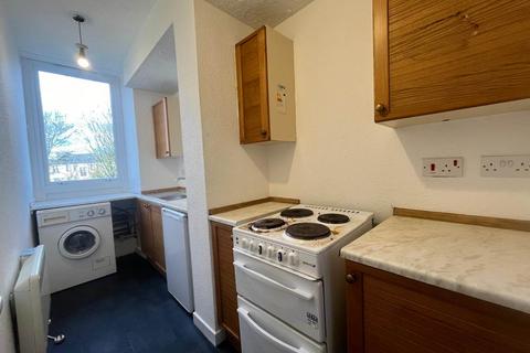 1 bedroom house to rent, 52 2/2 Provost Road, ,