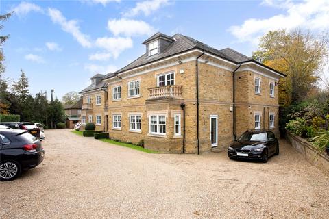 3 bedroom apartment for sale, Ducks Hill Road, Northwood, Middlesex, HA6