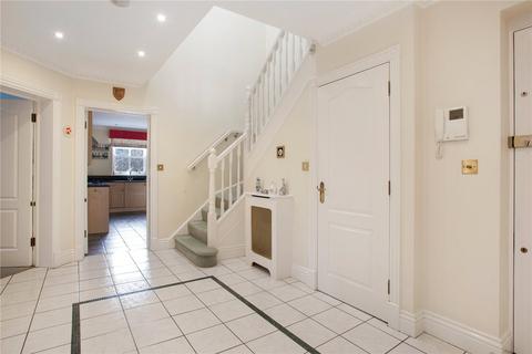 3 bedroom apartment for sale, Ducks Hill Road, Northwood, Middlesex, HA6