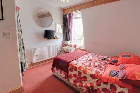 Flat 3, 8 Avenue Road, Ilfracombe, EX34 9AT