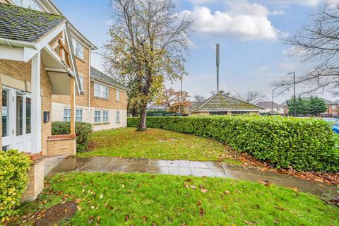 2 bedroom apartment for sale, Hurworth Avenue, Langley, Berkshire, SL3