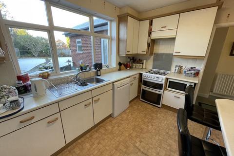 5 bedroom detached house for sale, NORTON - Eveson Road