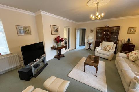 14 Eveson Road, Norton, Stourbridge, DY8 3BN