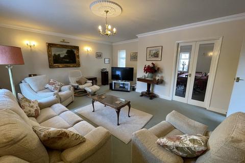 14 Eveson Road, Norton, Stourbridge, DY8 3BN