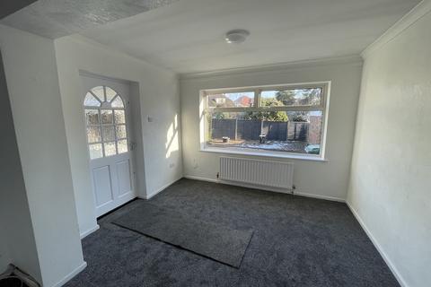 2 bedroom detached bungalow for sale, Cradley Heath - Hadendale