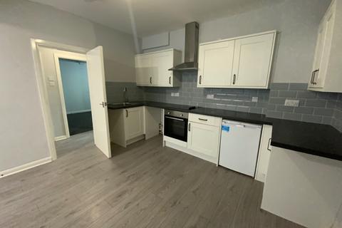 2 bedroom apartment to rent, Flat ,  Crescent Road, Middlesbrough