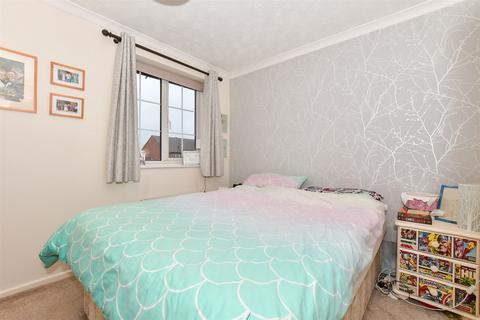 2 bedroom end of terrace house for sale, Marlowe Road, Larkfield, Aylesford, Kent