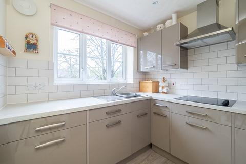 1 bedroom retirement property for sale, Denmark Road, Carshalton SM5