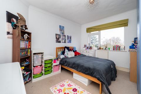 31 Tilehurst Road, Cheam, Sutton, SM3 8PD