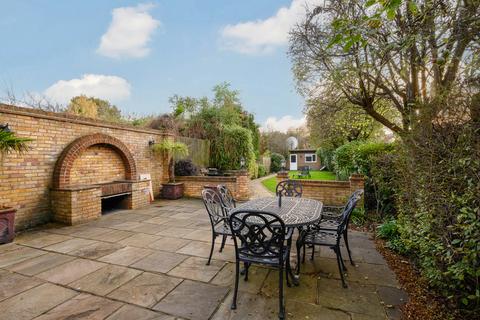 4 bedroom end of terrace house for sale, Kenley Road, London SW19